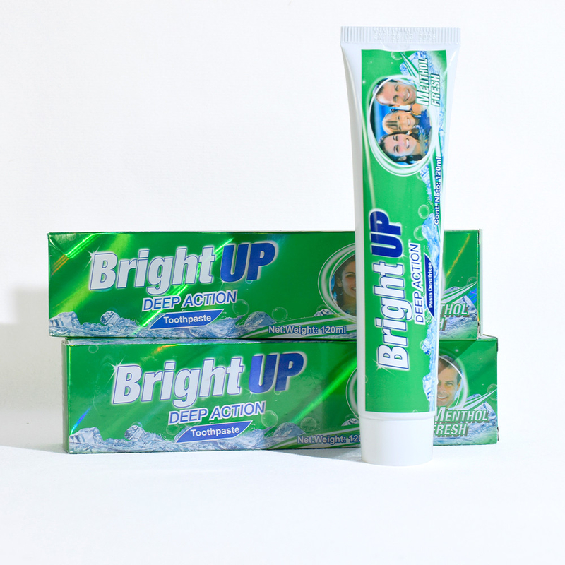 สว่างขึ้น Deep Action Menthol แปรงสีฟันสด 120 มล - ประสบความรู้สึกเย็นทันที