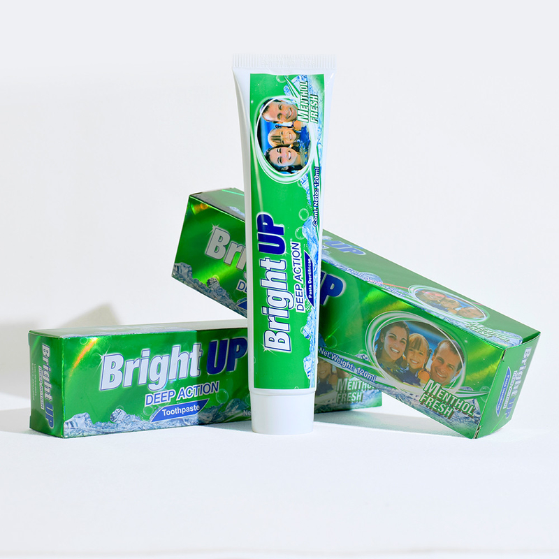สว่างขึ้น Deep Action Menthol แปรงสีฟันสด 120 มล - ประสบความรู้สึกเย็นทันที